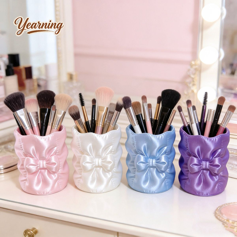 Luxury Round Bow Silk Makeup B - Luxury Skincare Containers recensie en prijs