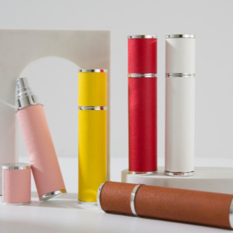 Luxury Leather Wrapped 10ml Gl - Luxury Skincare Containers recensie en prijs